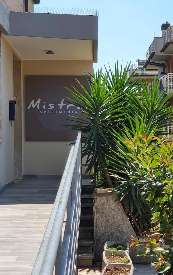 פונטונה די סקרלינו Mistral Apartments מראה חיצוני תמונה